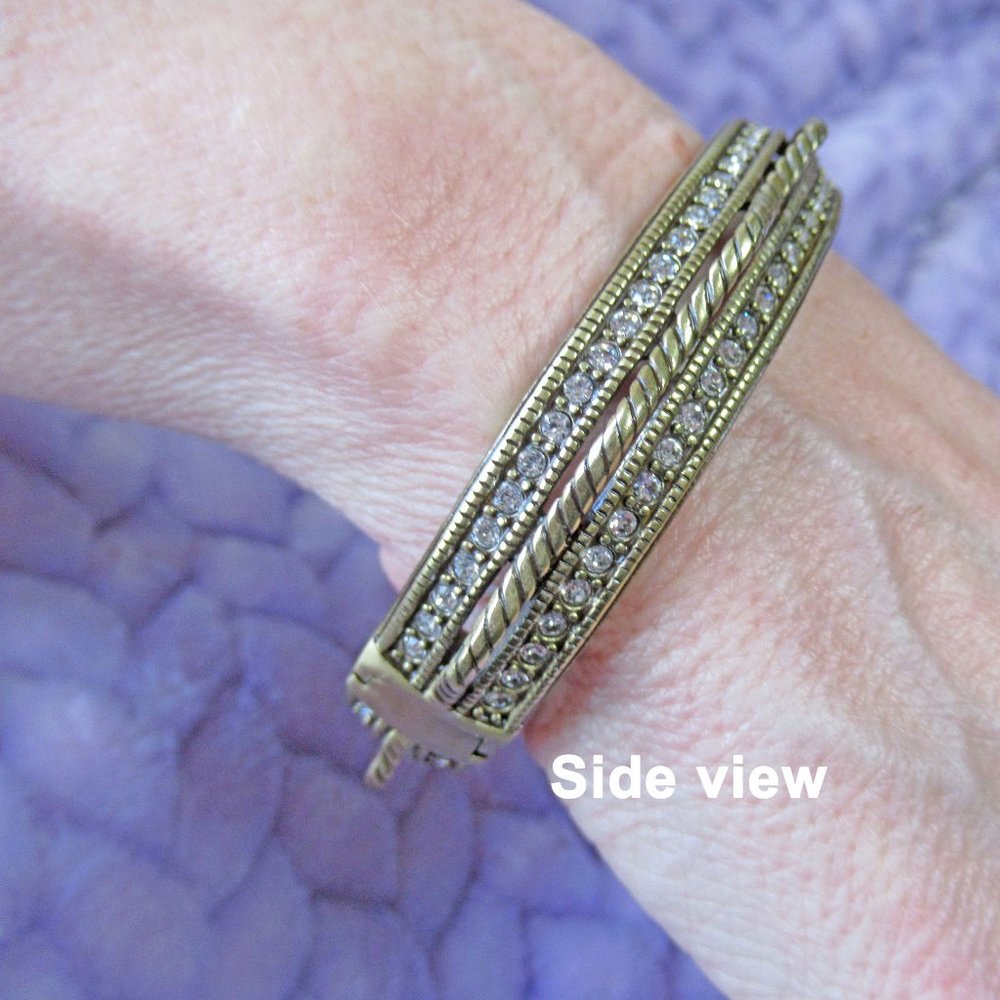 Heidi Daus curved raised 3-D hinged bangle bracelet, 1/2 inch wide, Swarovski - Picture 11 of 11